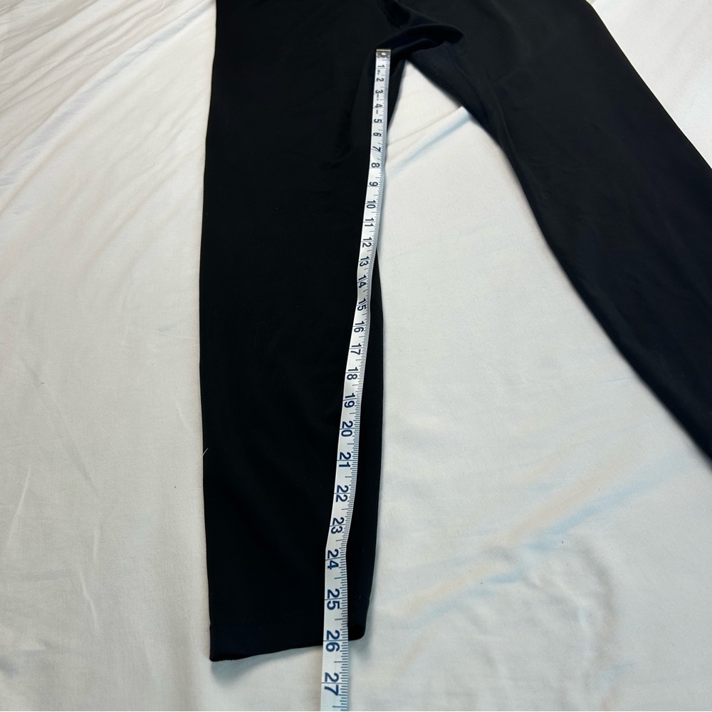 Nike Dri-FIT Black Leggings - Picture 7 of 8